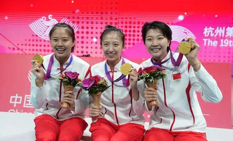 华沙尔夫人战绩持续低迷，球迷呼吁主教练找到突破口